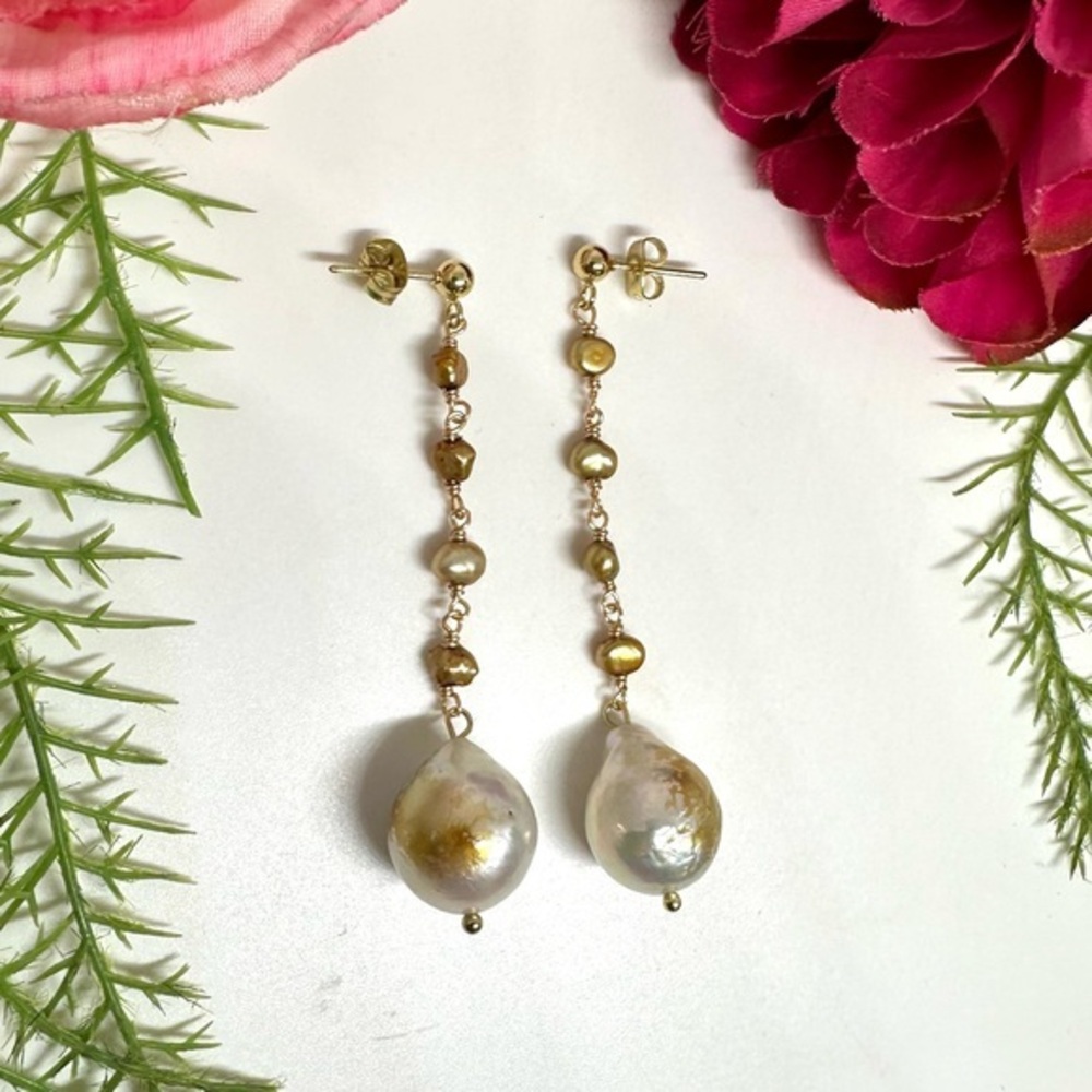 NEW⚜️Baroque Golden Freshwater Pearl Dangly Earrings